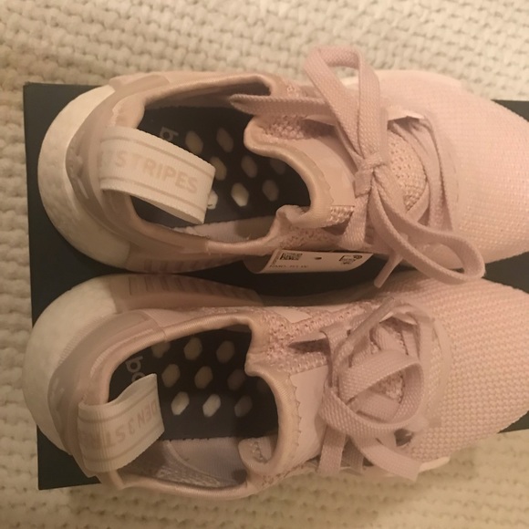 Sold- New NMD R1 Orchid Pink - Picture 5 of 6